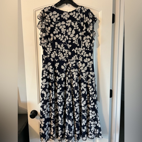 Jessica Howard Puff-Print A-Line midi dress. Size 16 W. NWT - Picture 4 of 10